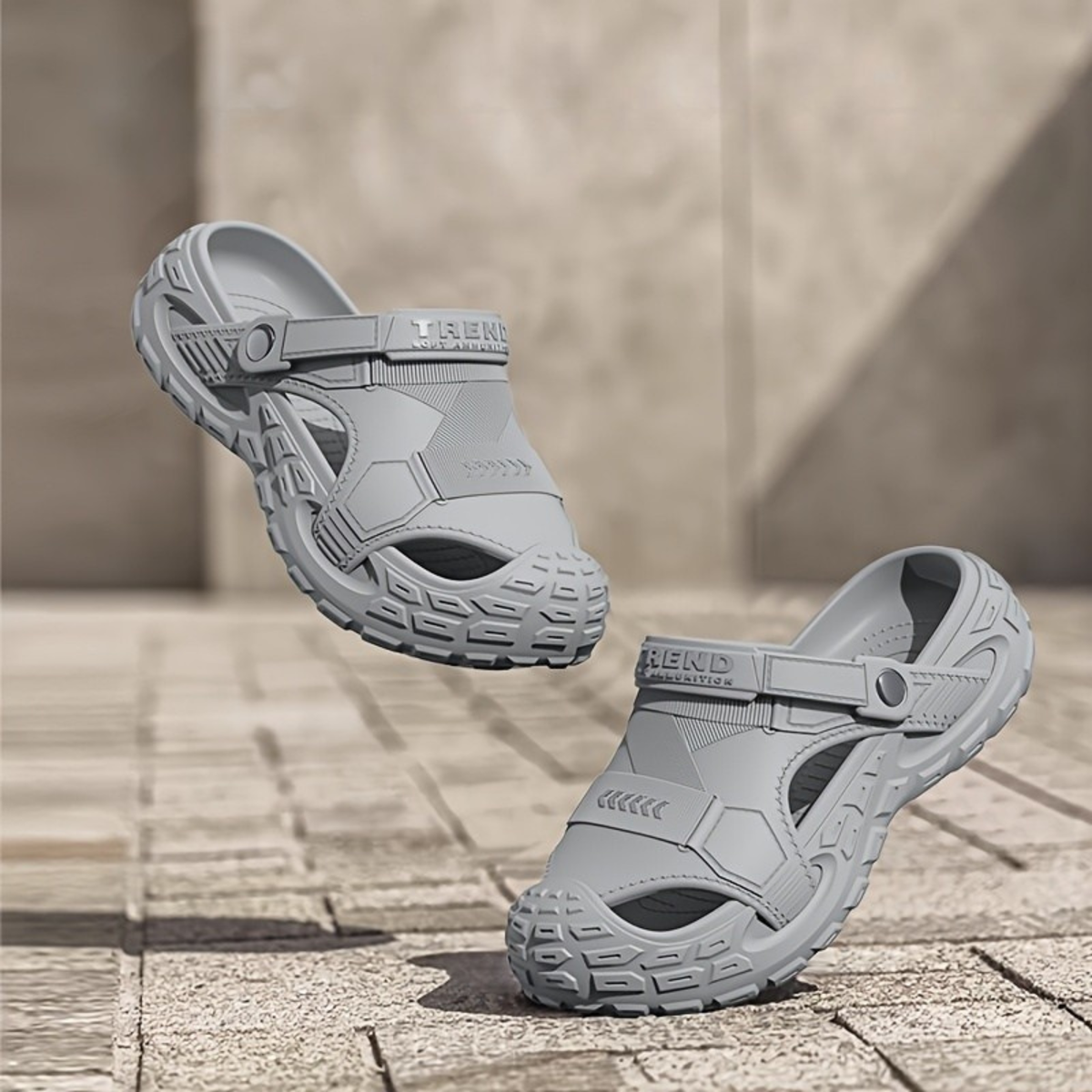 Sneaker Trail Sandal